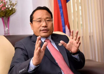 ‘प्रचण्डले अब सक्दैनन्, हटाउनुपर्छ भन्ने त छैन नि !’