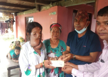 विष्णुमायाको उपचारका लागि फाउण्डेसनले दियो ५० हजार