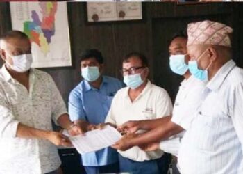 मेचीनगरका व्यवसायीले मंगलबारदेखि व्यवसाय खोल्ने