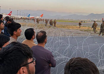 अफगानीलाई काबुल विमानस्थल जान तालिबानको रोक