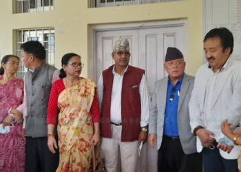 एमालेका १० जना सांसद एकीकृत समाजवादीमा