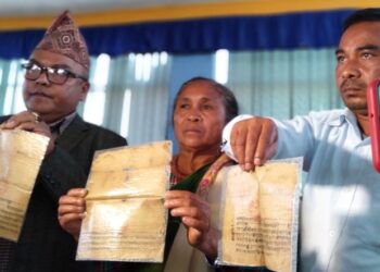 बिसे नगर्ची खोज : २३२ वर्ष पुरानो तीन वटा लालमोहर भेटिए