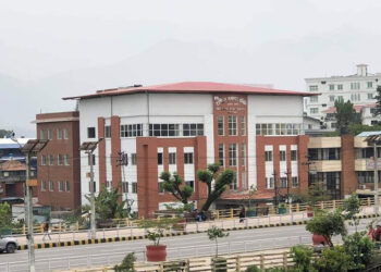 राससमा २२ पत्रकार हटाईएकोमा सर्वत्र विरोध