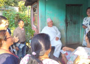 उम्मेद्वारलाई बगानका मजदुरले भने –ज्याला बढाई दिनु पर्यो