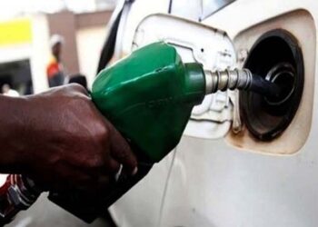 पेट्रोलियम पदार्थको मूल्य घट्यो