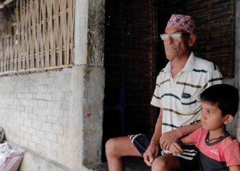 क्यान्सर पीडित खत्रीको उपचारमा आर्थिक अभाव