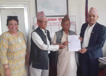 खुट्टा नकमाउन प्रधानमन्त्रीलाई एसको ज्ञापनपत्र