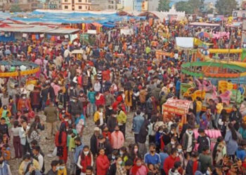 कलाकारसँगै छमछमी नाचे दर्शक