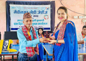 विद्यार्थीलाई लागूऔषध सम्बन्धी सचेतना