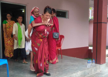 १२० र १०३ वर्षीया वृद्वा सम्मानित (फोटो फिचर)