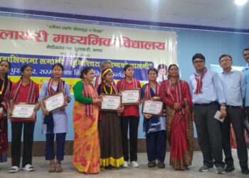 धुलाबारी माविले गर्यो विद्यार्थीहरुलाई सम्मान