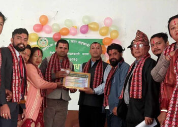आराध्य साकोसको पत्रकारिता पुरस्कार बराललाई