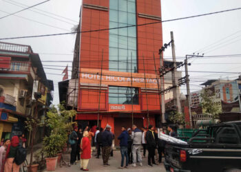 यसरी सुरु भयो होटल सञ्चालक र घरधनिबीचको विवाद