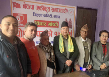 सरकारप्रति जनतामा असन्तुष्टि व्यापक छ : झलनाथ खनाल