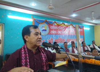 विकासका लागि सबै दल एकढिक्का हुनुपर्छ : शर्मा