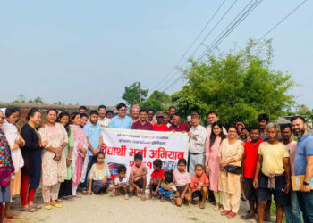 दनुवार वस्तीमा विद्यार्थी भर्ना अभियान