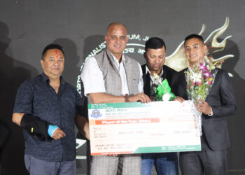 झापा स्पोर्टस् अवार्ड : रोशन र त्रिशा उत्कृष्ट खेलाडी