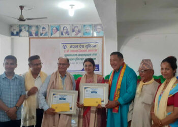 पत्रकार लुइँटेल र शिवाकोटी सम्मानित
