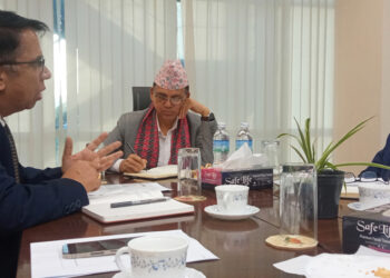 सडक मर्मत र सुरक्षामा ध्यान दिन मन्त्री दाहालको निर्देशन