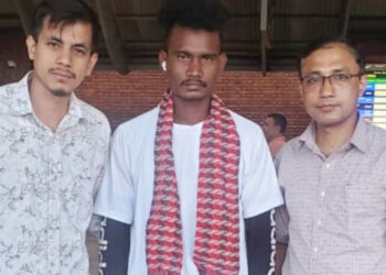 ओमानको अस्पतालमा अचेत रहेकी आमा भेट्न उडे सञ्जय