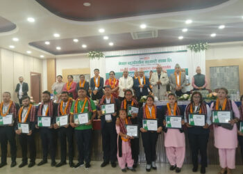 एनएमसीले दियो कर्मचारी तिम्सिनालाई ‘सुनको सिक्का’