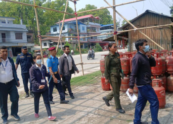 मेचीनगरमा ग्यासको कृत्रिम अभाव र कालोबजारी रोक्न अनुगमन