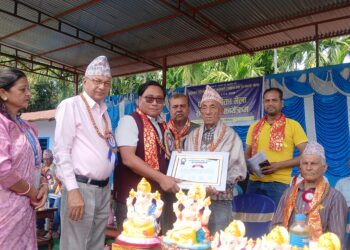 बाहुनडाँगी सिद्धिखाेला खानेपानीकाे महशुल समायाेजन