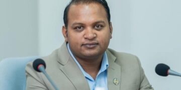 श्रममन्त्री साह पदमुक्त