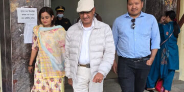 पूर्वगृहमन्त्री रमेश लेखक पनि छुटे