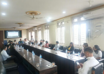 विदेशबाट फर्किएका युवाहरुका विषयमा छलफल