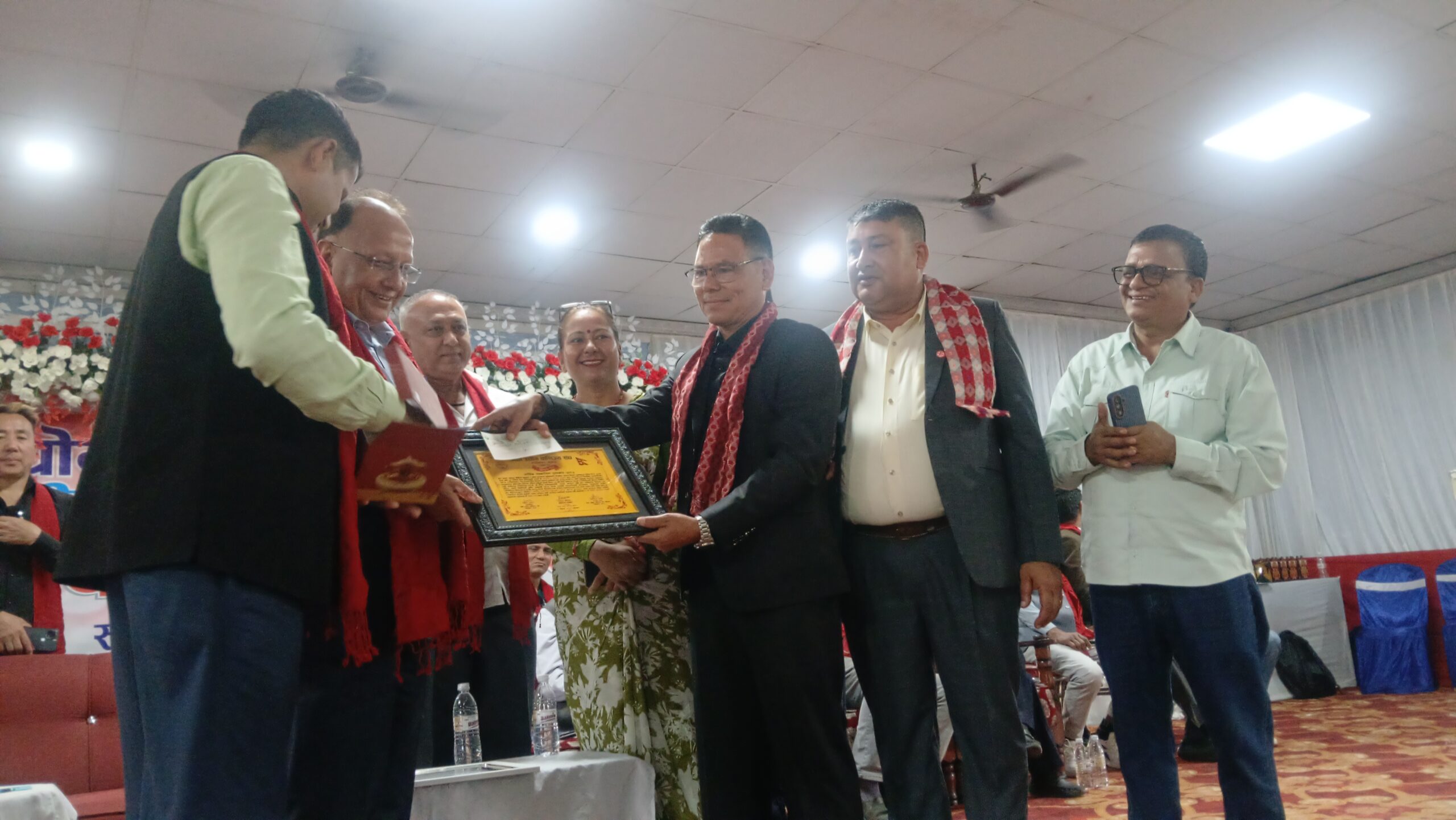 कान्तिपुर टेलिभिजनका पत्रकार गणेशमान मुखिया सम्मानित